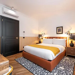 the-couper-spiga.italymilanhotels.net/
